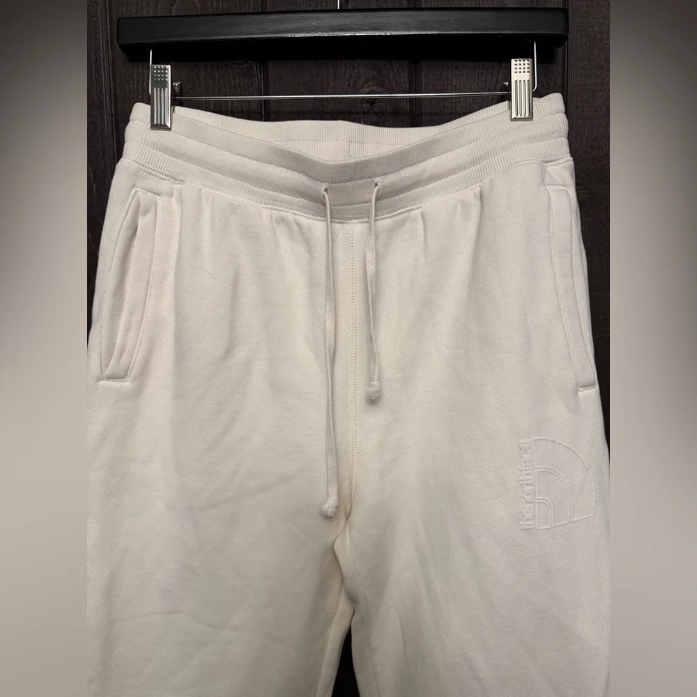 The North Face excellent hardly